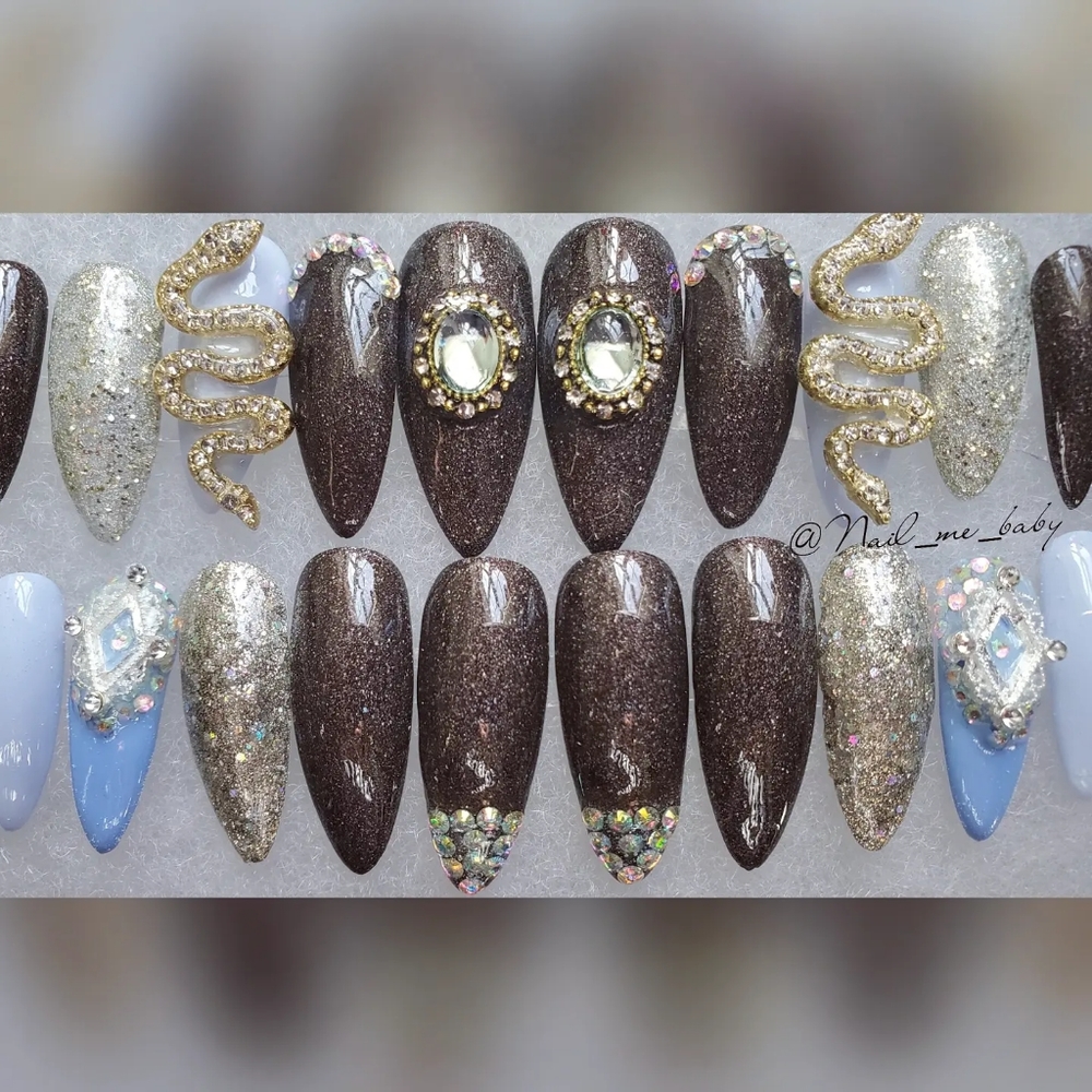 Luxurious Gel press-on Nails